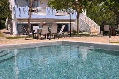 Villa Garden and Sea-200m away from Ligia beach