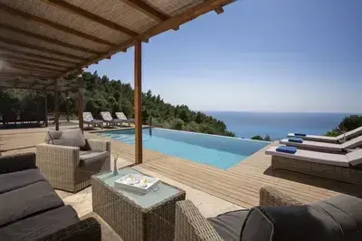 Villa Mirtes with breathtaking sea view,close to Porto Katsiki and Egremni 