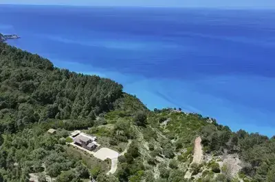 Villa Mirtes with breathtaking sea view,close to Porto Katsiki and Egremni 