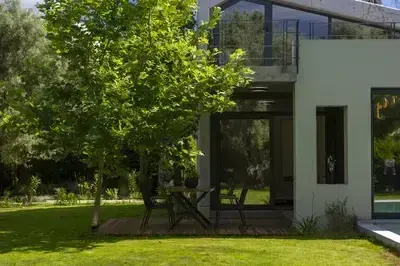 Peaceful Cosy Modern villa w/t private pool,close to town & beach