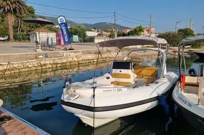 Orizon 580 with 140HP 4 stroke engine!