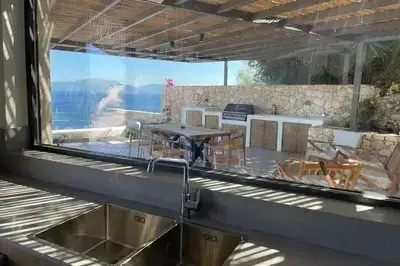 Chic contemporary brand new villa Cloud Nine w/t panoramic seaviews