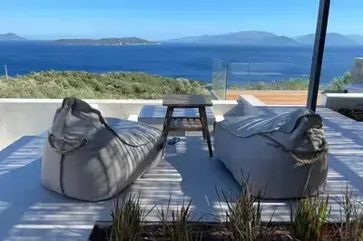 Chic contemporary brand new villa Cloud Nine w/t panoramic seaviews