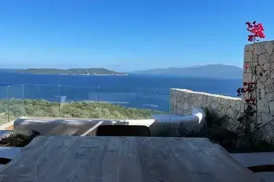 Chic contemporary brand new villa Cloud Nine w/t panoramic seaviews