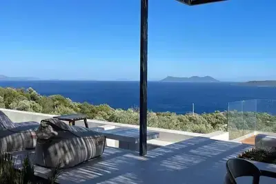Chic contemporary brand new villa Cloud Nine w/t panoramic seaviews