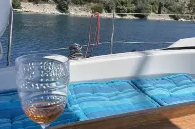 Set Sail in Lefkada – Unique Sailing Cruises for Every Moment!