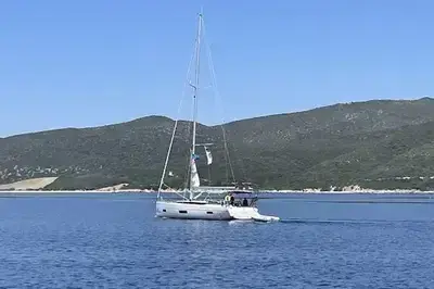 Set Sail in Lefkada – Unique Sailing Cruises for Every Moment!