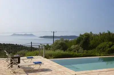 Villa Lefki full of natural light, very spacious villa with infinity pool