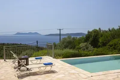 Villa Lefki full of natural light, very spacious villa with infinity pool
