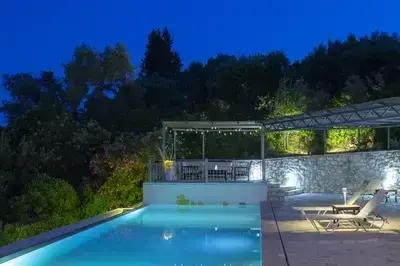 Villa Lefki full of natural light, very spacious villa with infinity pool