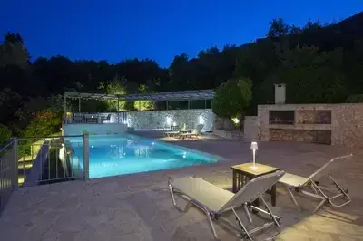 Villa Lefki full of natural light, very spacious villa with infinity pool