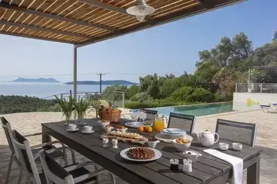 Villa Lefki full of natural light, very spacious villa with infinity pool