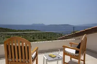 Villa Lefki full of natural light, very spacious villa with infinity pool