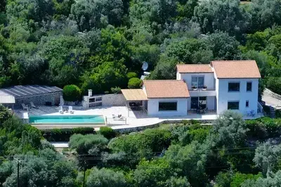 Villa Lefki full of natural light, very spacious villa with infinity pool