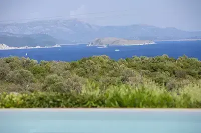 Villa Lefki full of natural light, very spacious villa with infinity pool