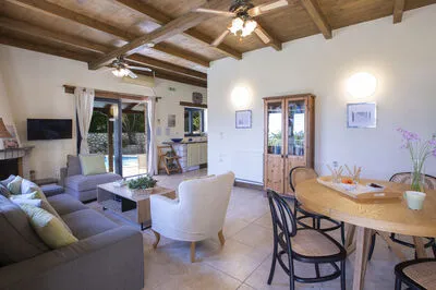 Villa Anlys-A charming stone-built villa with stunning view!