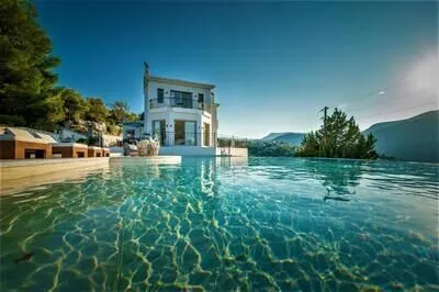 Unfussy sea view and mountain view from every corner in Katouna