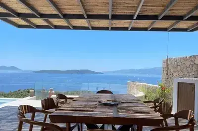 Chic contemporary brand new villa Cloud Nine w/t panoramic seaviews