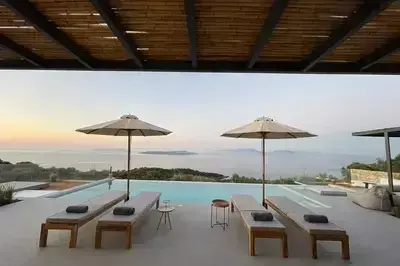 Chic contemporary brand new villa Cloud Nine w/t panoramic seaviews