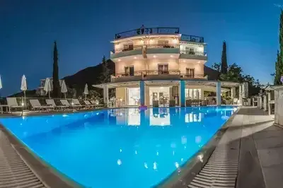 Aliki Hotel in Nikiana