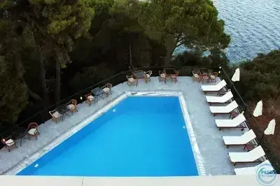 Aliki Hotel in Nikiana