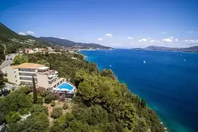 Aliki Hotel in Nikiana