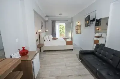 Aliki Hotel in Nikiana