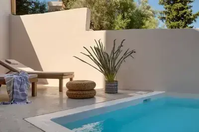 Stylish Residence in Crystal Waters, Nikiana