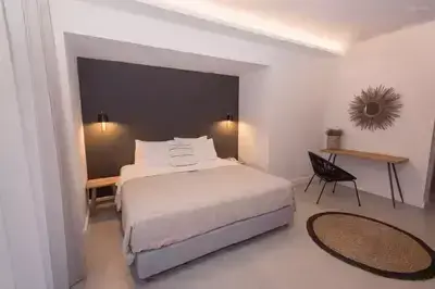 Stylish Residence in Crystal Waters, Nikiana