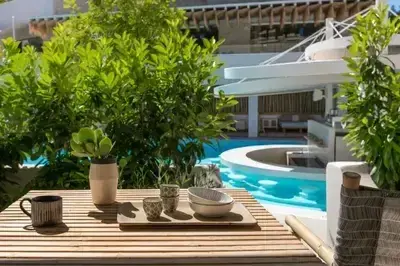 Stylish Residence in Crystal Waters, Nikiana
