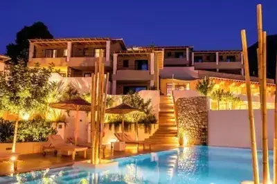 Stylish Residence in Crystal Waters, Nikiana