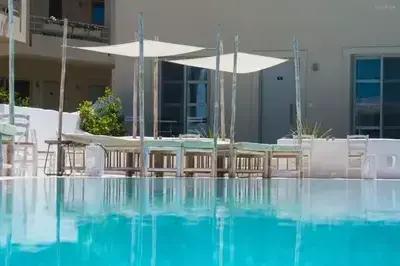 Stylish Residence in Crystal Waters, Nikiana