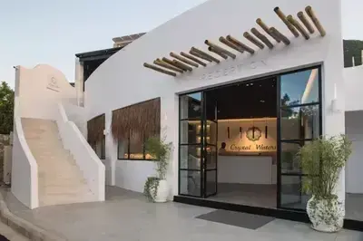 Stylish Residence in Crystal Waters, Nikiana