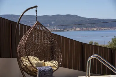 Ampolia Villas - Luxury Villa Dioni - Live beyond the ordinary!