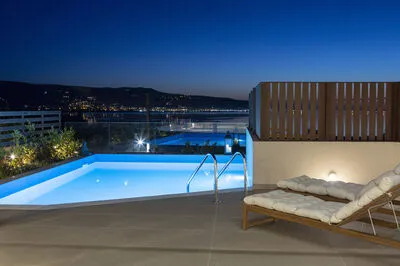 Ampolia Villas - Luxury Villa Dioni - Live beyond the ordinary!