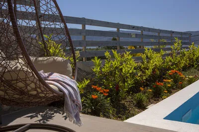 Ampolia Villas - Luxury Villa Dioni - Live beyond the ordinary!