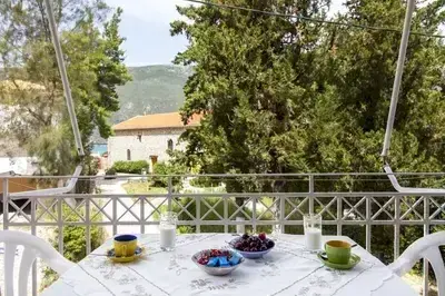 Traditional comfort Rooms close to the sandy Vasiliki beach!