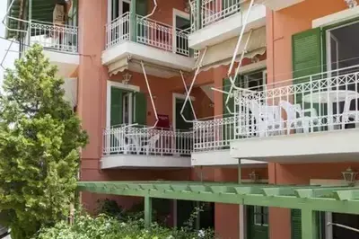 Traditional comfort Rooms close to the sandy Vasiliki beach!