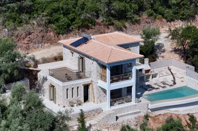 Villa Oliva – Seaside Charm with Village at Your Doorstep