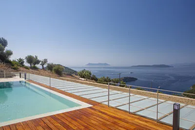 Elegant New Cave-Style Villa for a Serene Escape in Sivota (Σ)