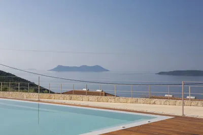 Modern Cave Villa Offering Exclusive Comfort in Sivota (Β)