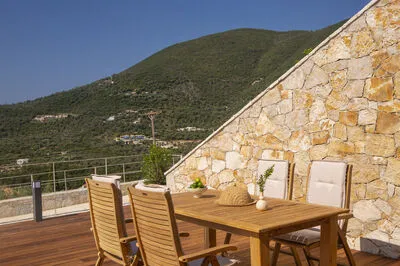 Modern Cave Villa Offering Exclusive Comfort in Sivota (Β)