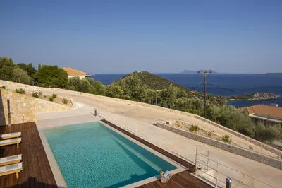 Modern Cave Villa Offering Exclusive Comfort in Sivota (Β)
