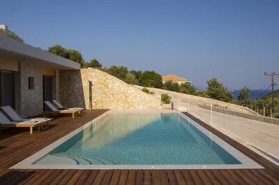 Modern Cave Villa Offering Exclusive Comfort in Sivota (Β)