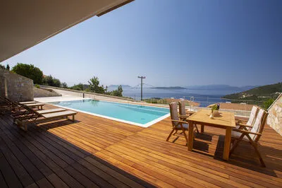 Modern Cave Villa Offering Exclusive Comfort in Sivota (Β)