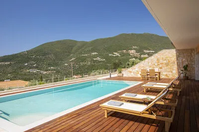 Modern Cave Villa Offering Exclusive Comfort in Sivota (Β)