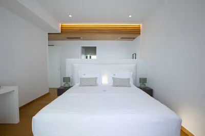 Modern Cave Villa Offering Exclusive Comfort in Sivota (Β)