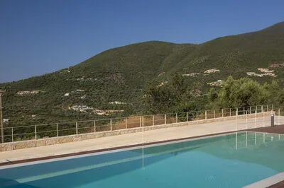 Luxury Meets Nature: Unique Cave Villa in Beautiful Sivota (E)