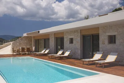 A Hidden Gem: Unique Cave Villa with High-End Amenities in Sivota (K)