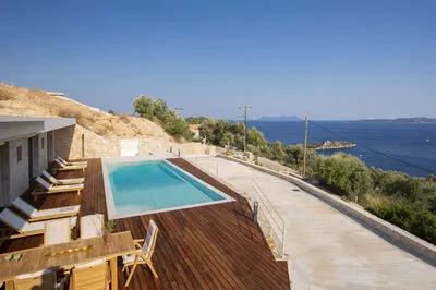 A Hidden Gem: Unique Cave Villa with High-End Amenities in Sivota (K)